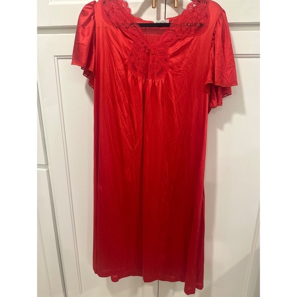 Vanity Fair Red Lace Trim Nightgown Dress Vintage Made in USA Lingerie